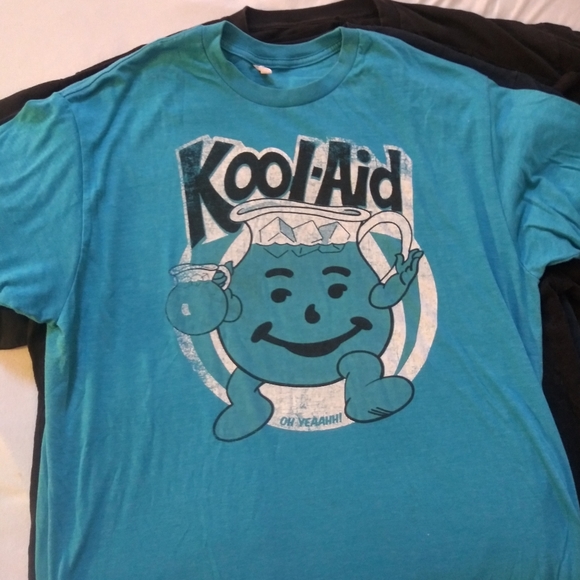 Clothes - Picture 4 of 16